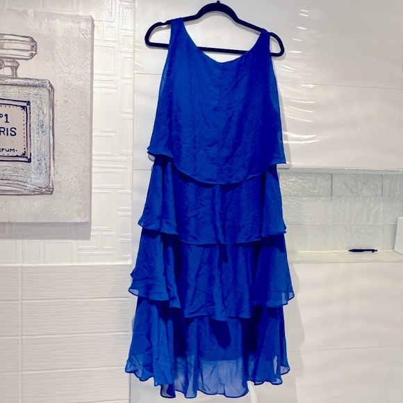 Sleeveless Ruffle Tiered Dress SIGNATURE Blue Rhinestone Detail Sz 18W - Picture 2 of 6